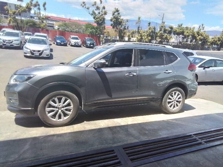 NISSAN XTRAIL