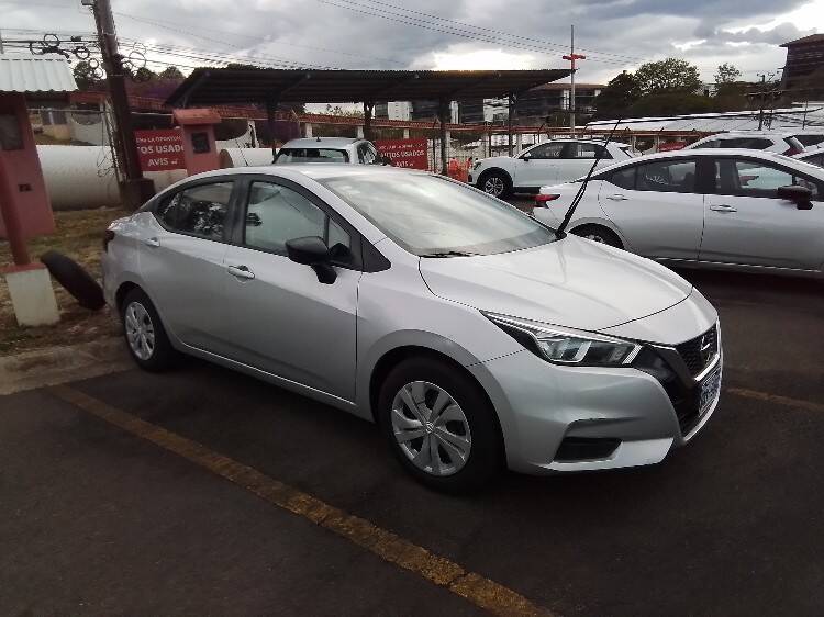 Nissan Versa