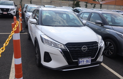 NISSAN  KICKS